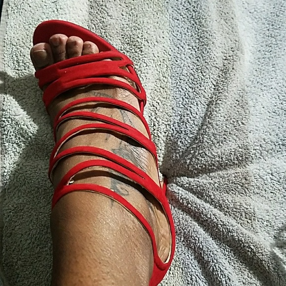 VINCE CAMUTO Cadella Strappy Sandal- NEW😍❤ - Picture 2 of 5